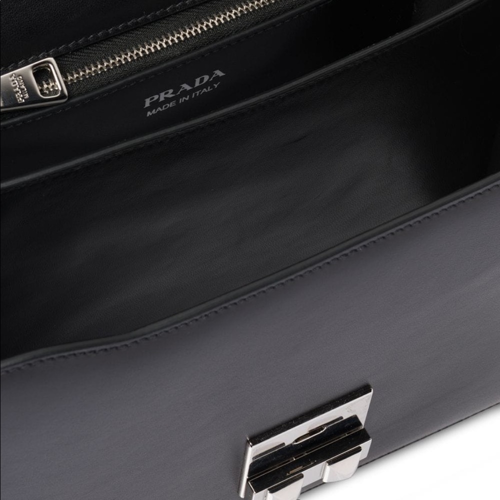 Prada Elektra handbag - Picture 6 of 7